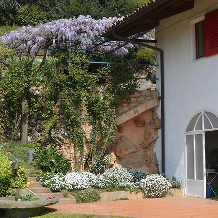L'Uovo E La Faina Bed & Breakfast Busca Exterior foto