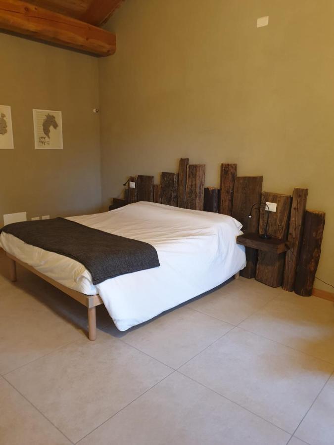 L'Uovo E La Faina Bed & Breakfast Busca Exterior foto