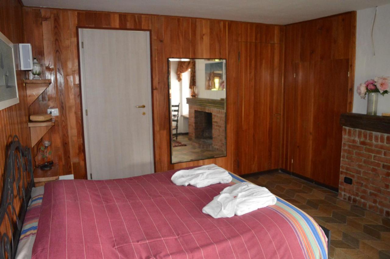 L'Uovo E La Faina Bed & Breakfast Busca Exterior foto