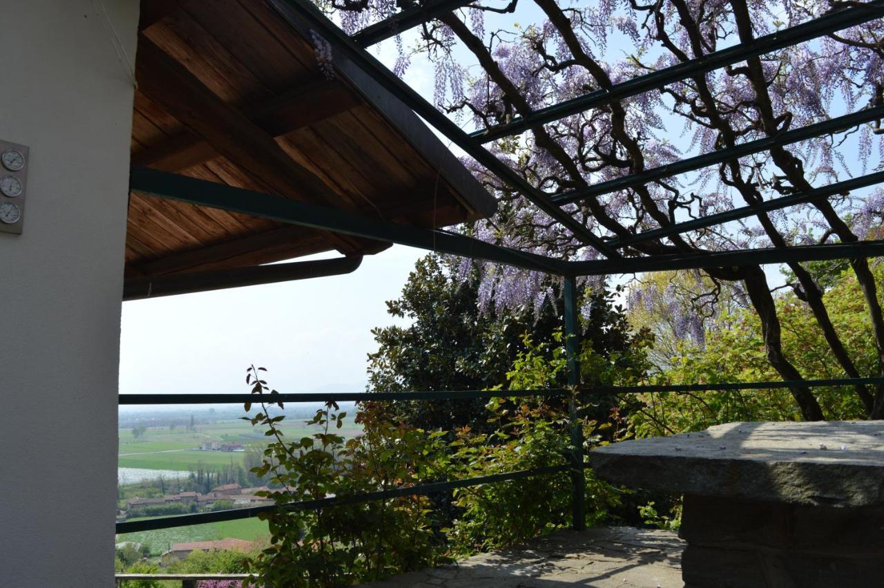 L'Uovo E La Faina Bed & Breakfast Busca Exterior foto